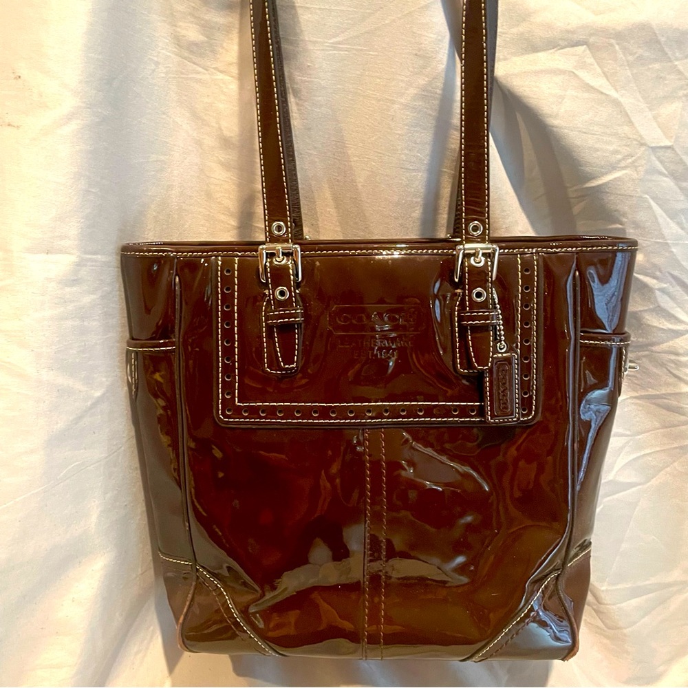 COACH Gallery F11519 Dark Brown Patent Leather Women Wingtip Tote